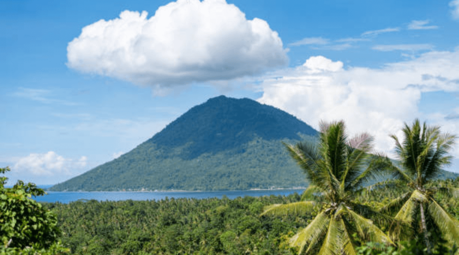 Bunaken Island in Sulawesi – Complete Travel Guide 2026