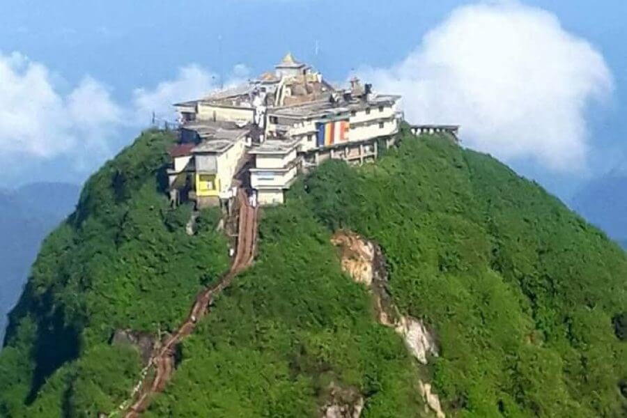 Little-Adams-Peak-rb0tmpg9w2prikvs4j0ku6aaz2ilf9k56yae117iwg