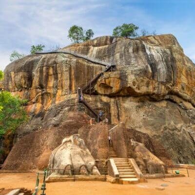 Pidurangala Rock Hike