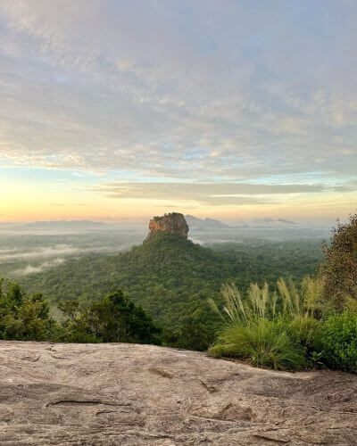 Sunrise-Pidurangala-rbpfox4j7r2ucjim8fthysw87t0v1b3brf87sr4jns